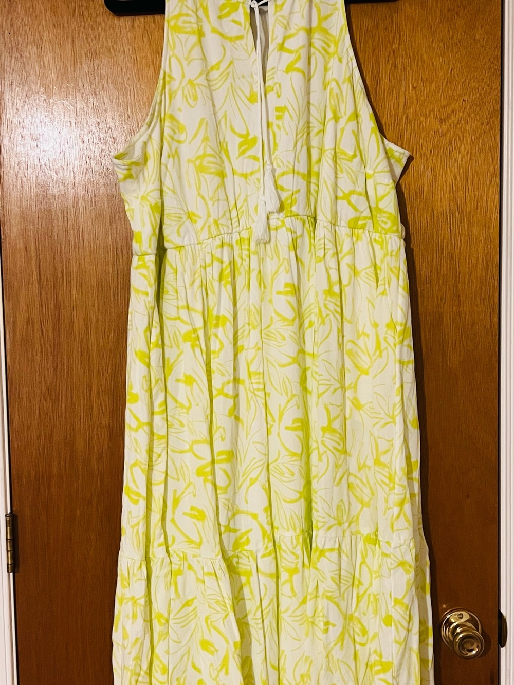 torrid White & Yellow Floral Midi Dress